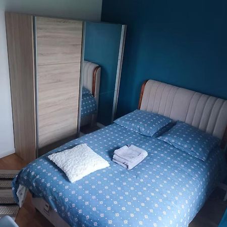 Logement A Cote De L'Aeroport Orly Athis-Mons Eksteriør bilde