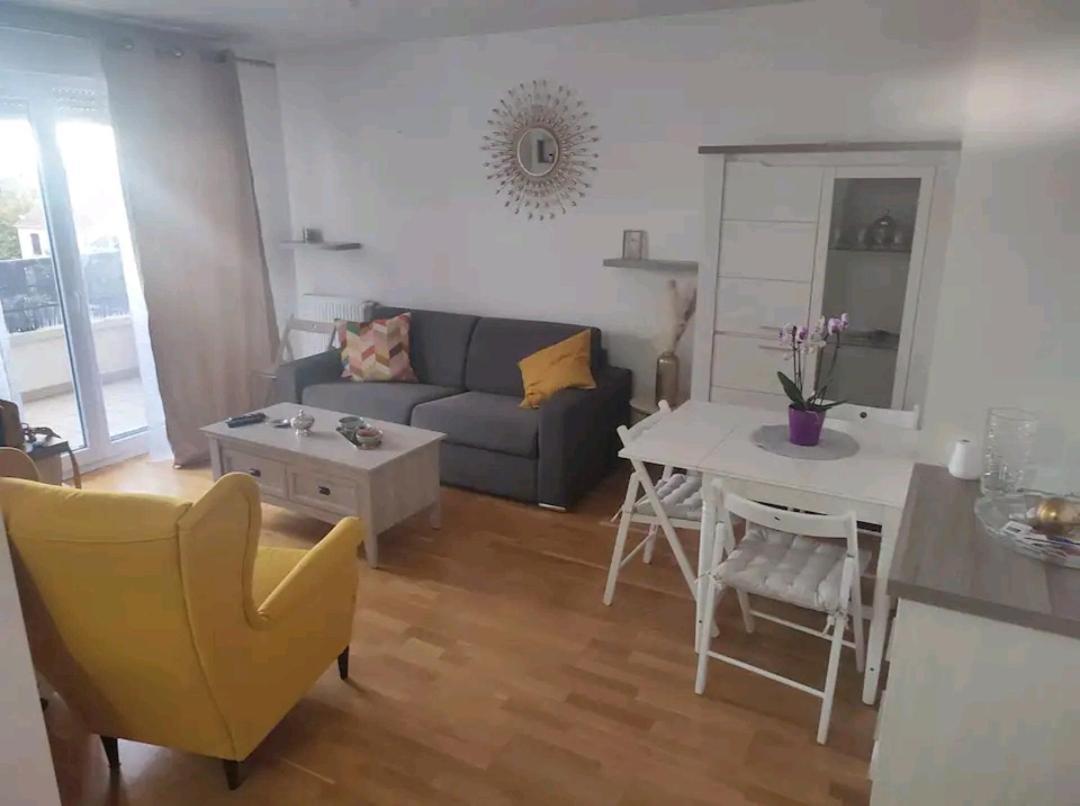 Logement A Cote De L'Aeroport Orly Athis-Mons Eksteriør bilde