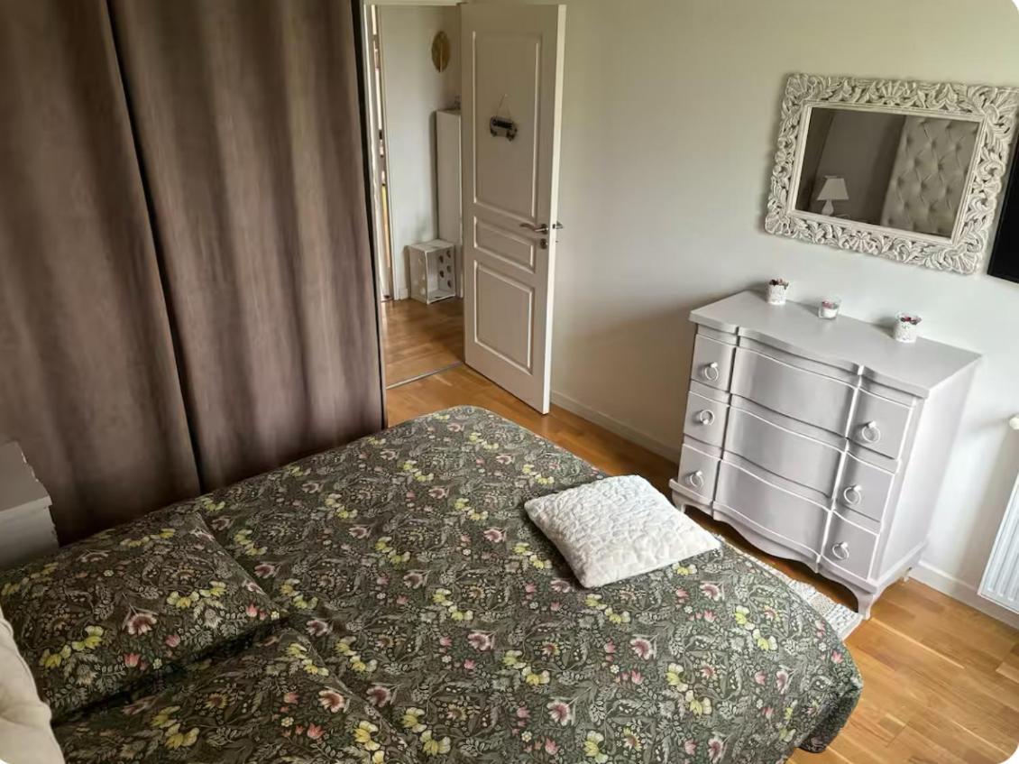 Logement A Cote De L'Aeroport Orly Athis-Mons Eksteriør bilde