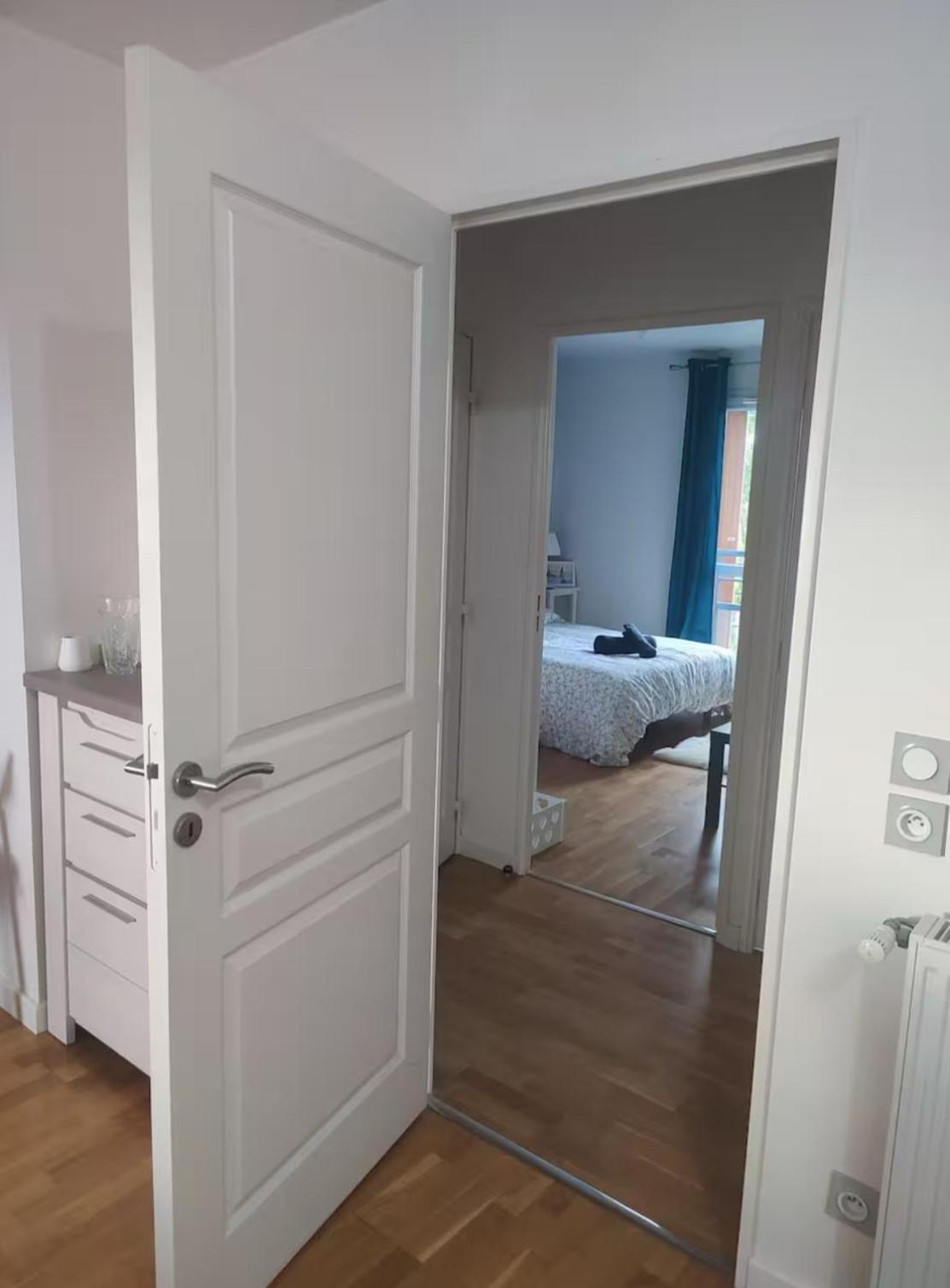 Logement A Cote De L'Aeroport Orly Athis-Mons Eksteriør bilde